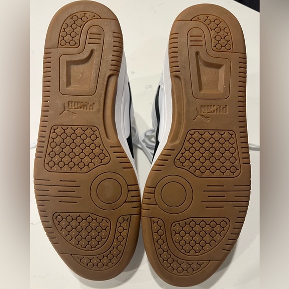 Puma Men's Black & White Mid-Top Sneakers - Picture 7 of 7